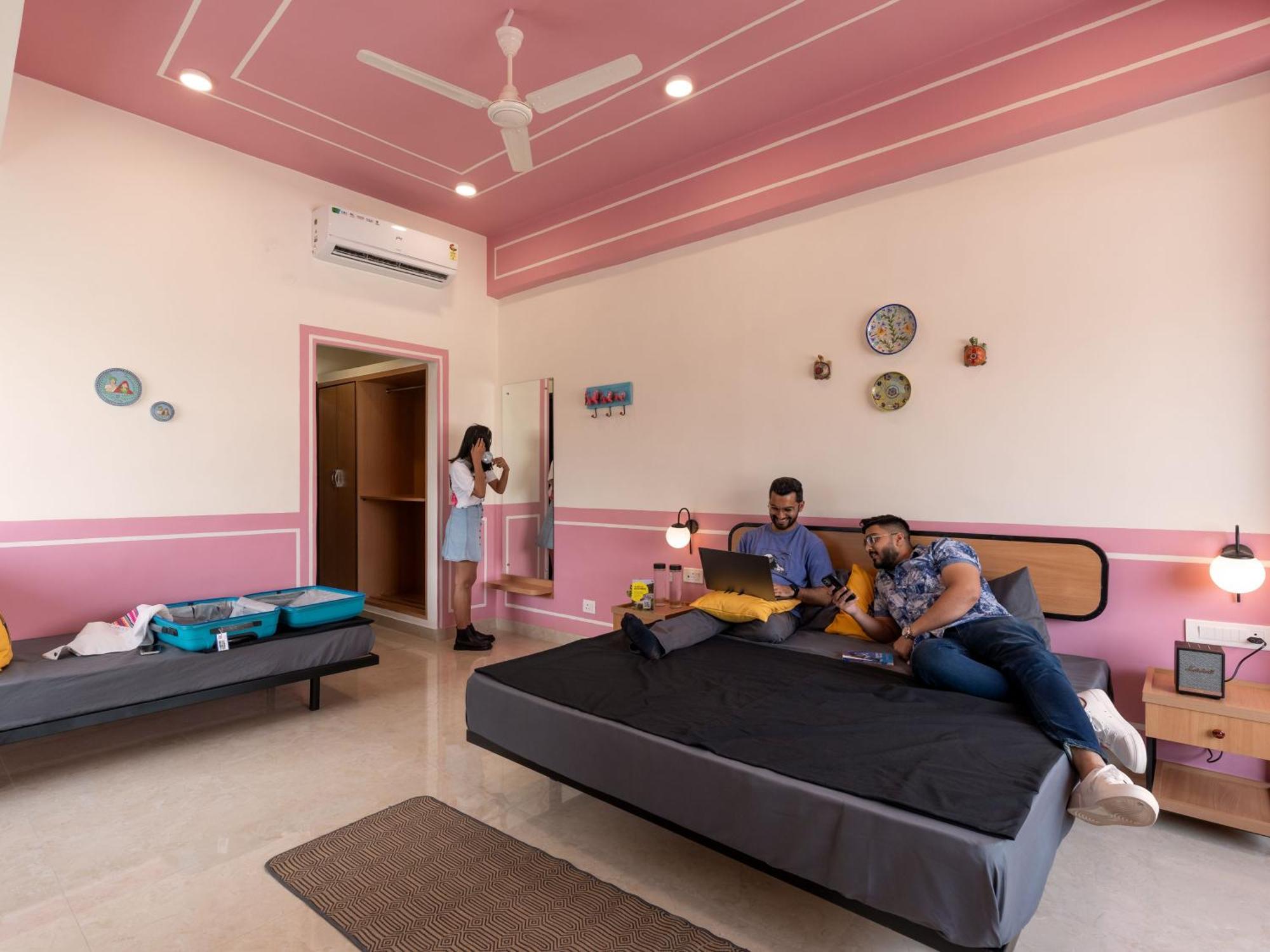 The Hosteller Jaipur, Mi Road Exterior foto